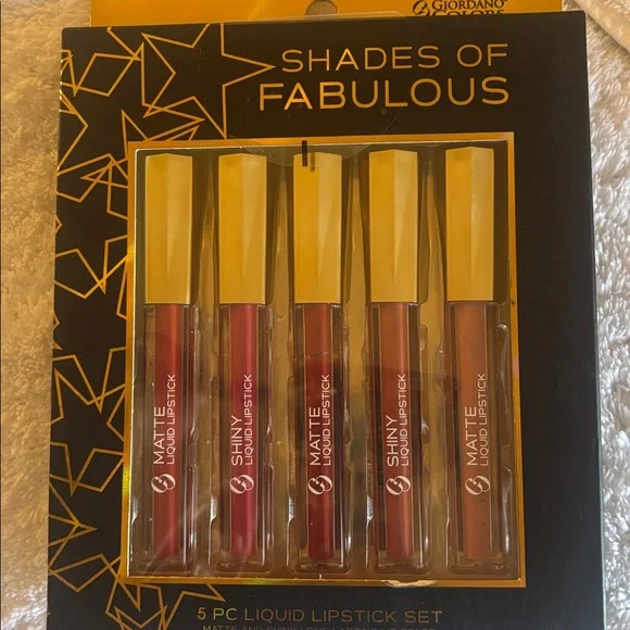 Steve Madden Cream Clutch with Lipstick Set - Picture 5 of 5